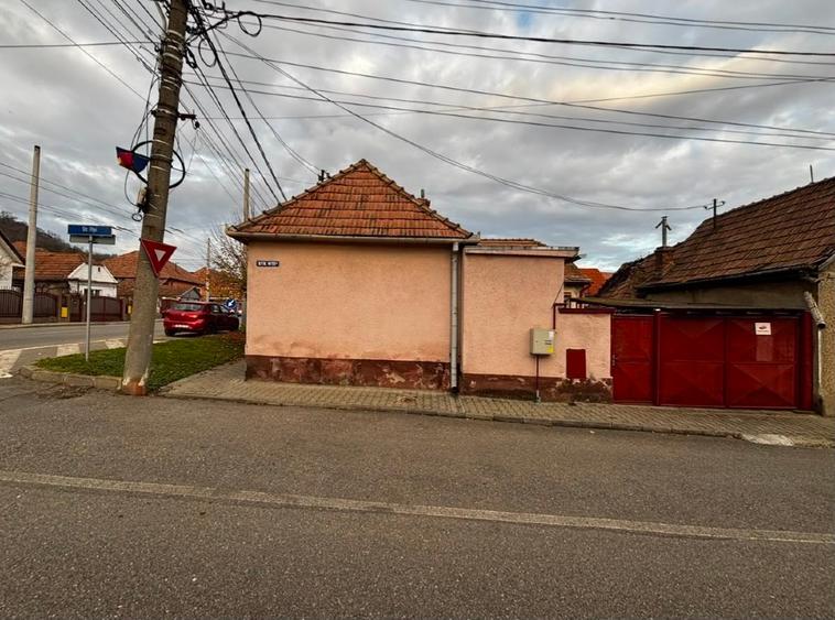 Casa de vanzare - zona Stadionului - 2