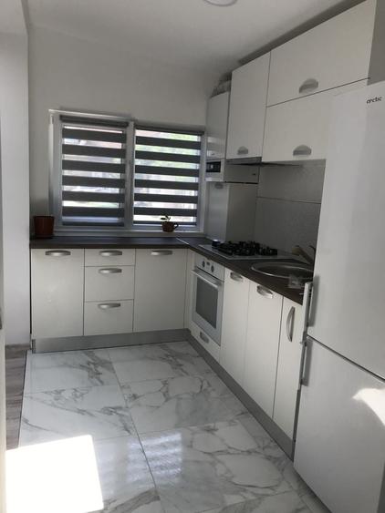 Inchiriez apartament 2 camere zona Grivitei - 4