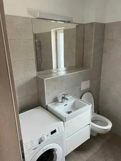 Apartament cu 2 camere semidecomandat în Lugojului