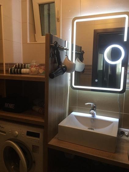 Apartament cu 2 camere decomandat, mobilat în Calea Victoriei
