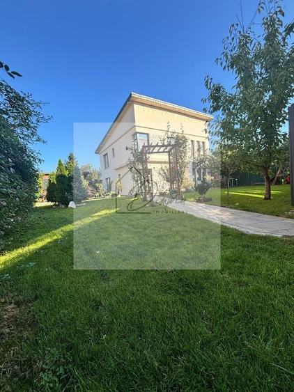 Casă individuală cu 5 camere cu Canalizare în Corbeanca