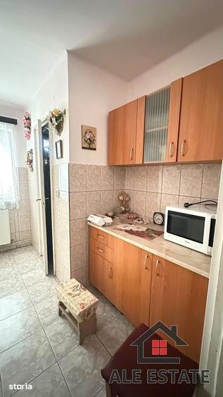 Apartament 3 camere cu balcon, etaj 2 din 4, zona Kaufland (Turda) - 5