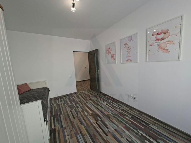 Apartament cu 3 camere decomandat, mobilat în Exterior Sud