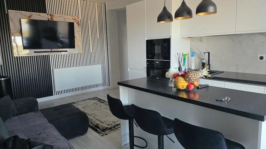 Apartament cu 3 camere decomandat în Fălticeni