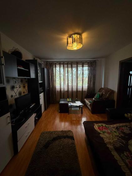 Apartament cu 2 camere nedecomandat în Central