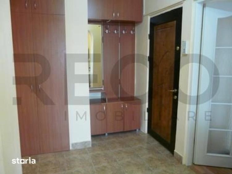 Apartament cu 2 camere decomandat în Rogerius