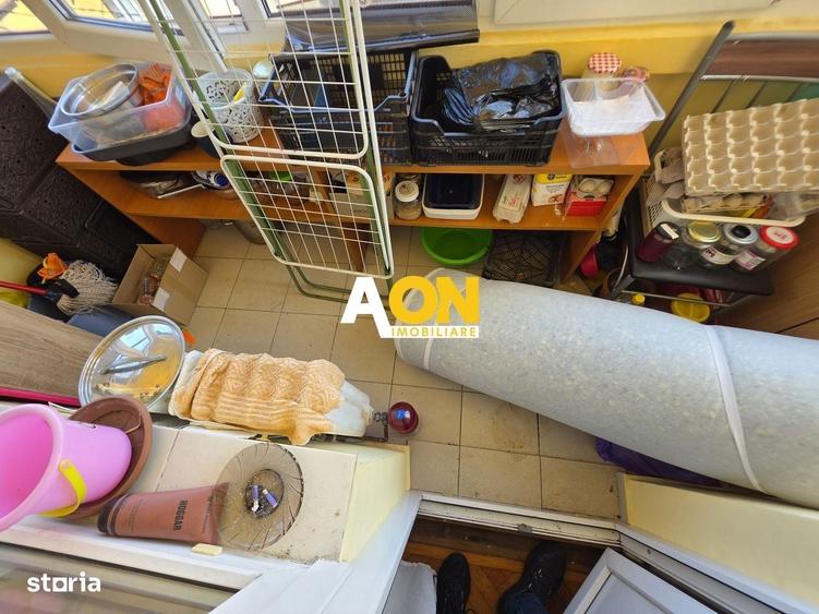 Apartament cu 3 camere decomandat în Cetate