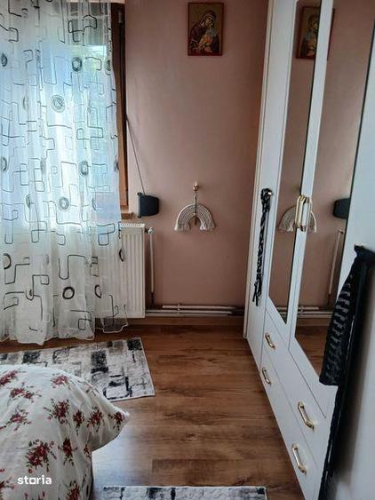 Casă cu 4 camere cu Teren 500 Mp în Central