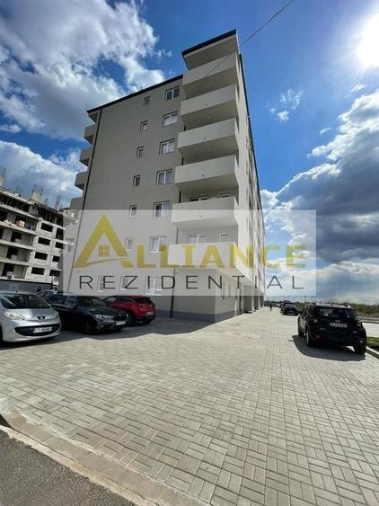 Apartament cu 3 camere decomandat în Metalurgiei