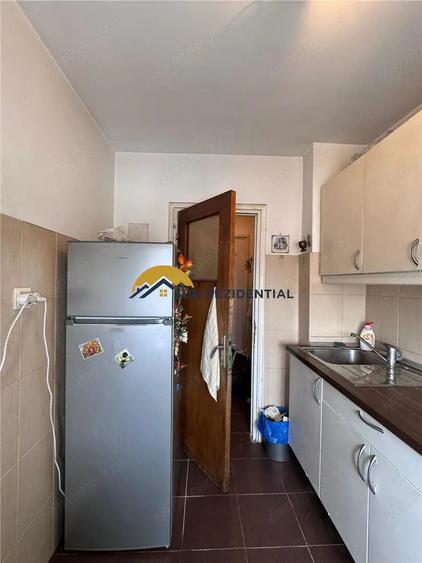 Apartament cu 3 camere în Obor