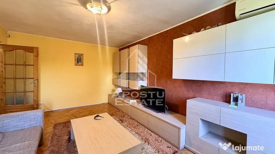 Apartament cu 3 camere decomandat în Central