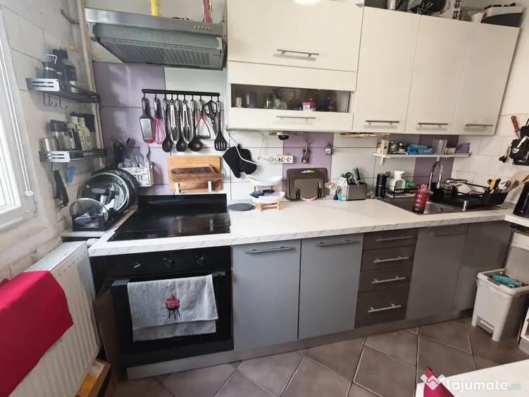 Apartament cu 2 camere decomandat în Drumul Taberei