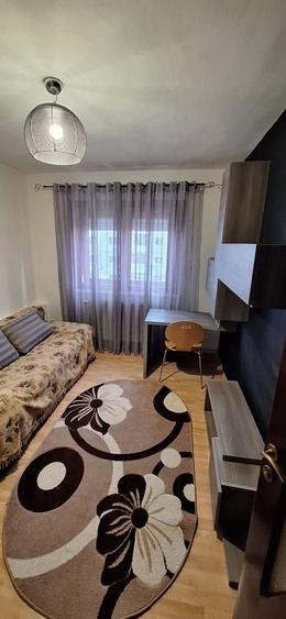 Inchiriez apartament Craiova cartier 1 Mai - 5