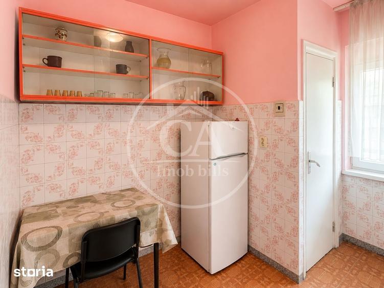Apartament cu 3 camere decomandat în Orașul Nou