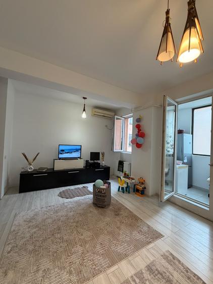 Apartament cu 2 camere decomandat în Chiajna