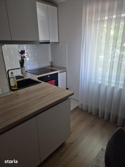 Apartament cu 3 camere în Cantemir