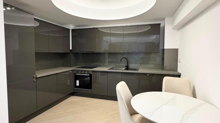 Apartament cu 3 camere decomandat, mobilat în Pipera
