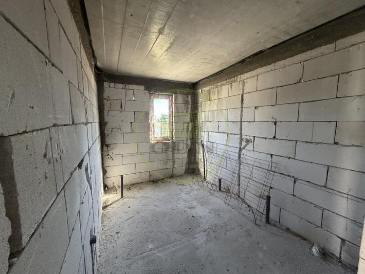 Casă individuală cu 5 camere cu Teren 437 Mp în Malu Mare