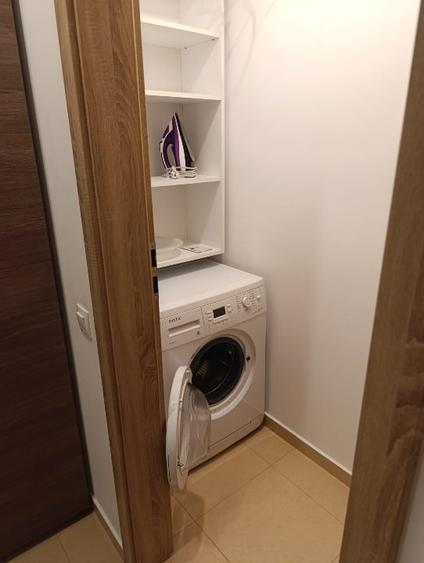Apartament cu 2 camere decomandat în Tractorul