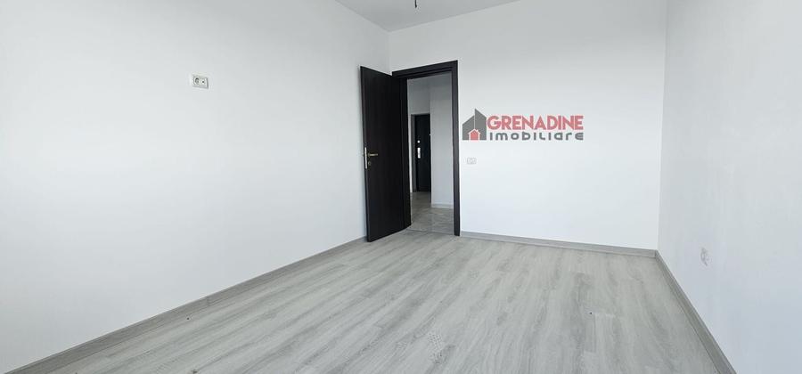 Apartament cu 3 camere decomandat în Sânpetru