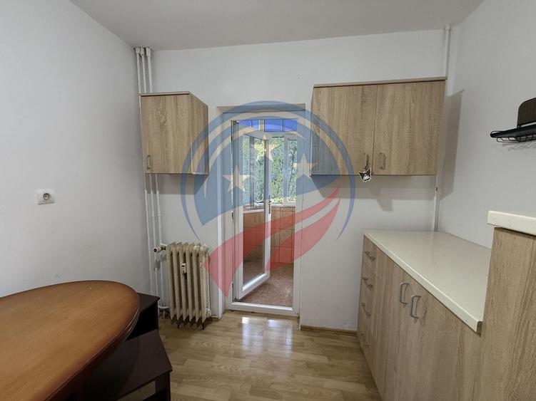Apartament cu 2 camere decomandat, mobilat în Lăpuș