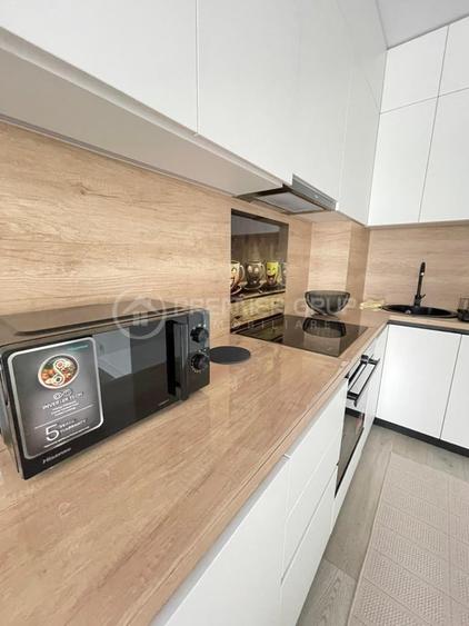 Apartament cu 2 camere decomandat în Podu Roș