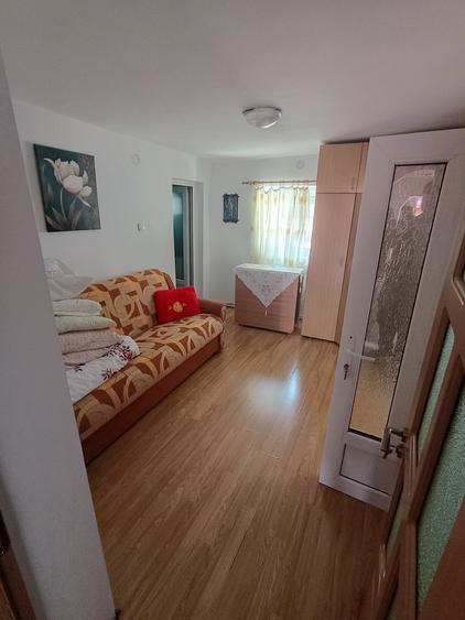 Casă individuală cu 3 camere cu Teren 300 Mp în Inel I