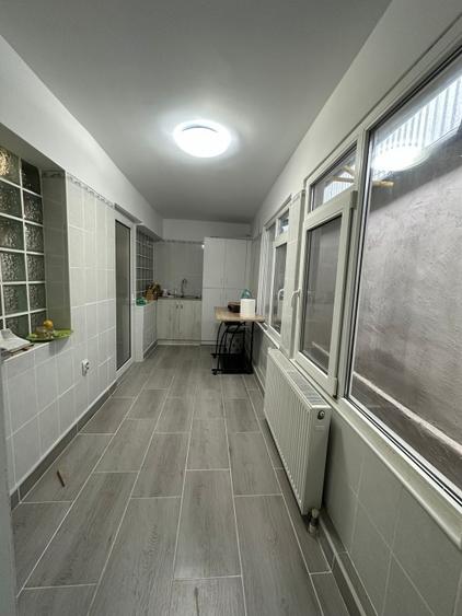 Casă individuală cu 4 camere cu Canalizare în Dorobanți