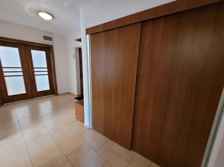 Apartament cu 2 camere decomandat, mobilat în Unirii