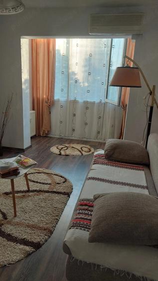 inchiriez apartament 2 camere - 8