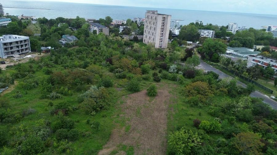 Teren Construcții intravilan de 5000 mp, în Sud
