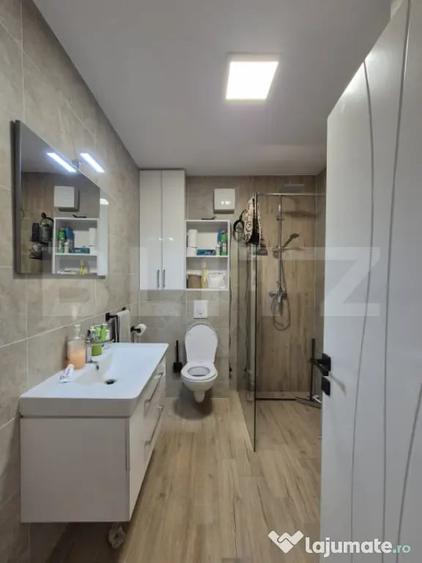 Apartament cu 2 camere decomandat în Central