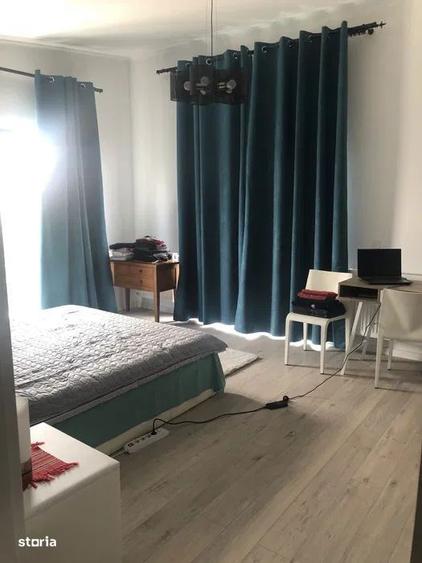Casă cu 4 camere în Albești