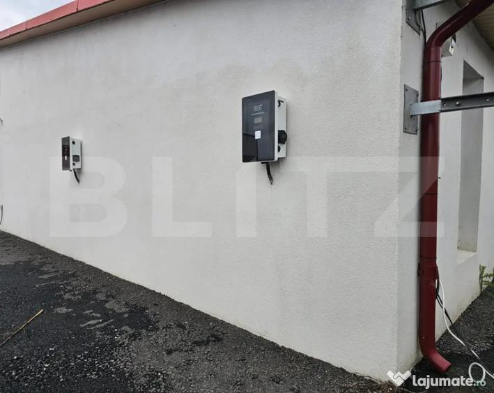 Casă cu 21 camere cu Teren 600 Mp în Dumbrăvița