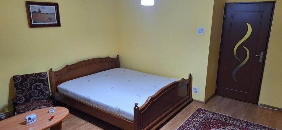 Garsonieră decomandată în Alexandru cel Bun