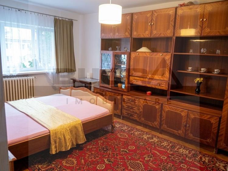Apartament cu 3 camere decomandat în Zorilor