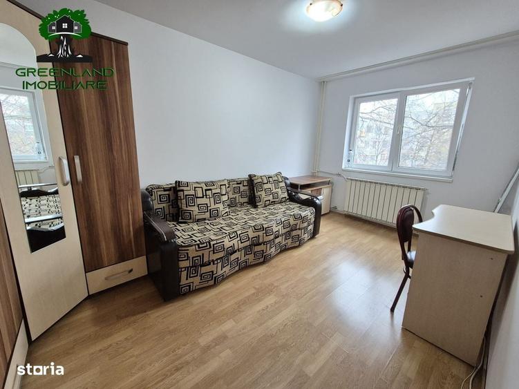 Apartament 1 camera, DECOMANDAT, etaj 3/4, Podu Ros - 1