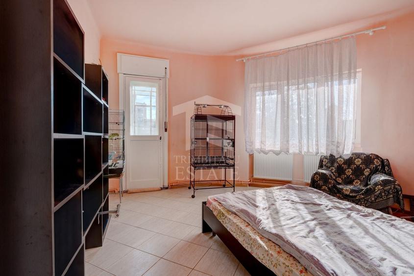 Apartament cu 4 camere decomandat în Calea Călărașilor
