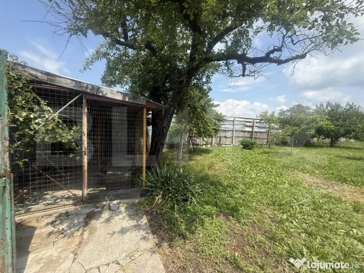 Casă cu 4 camere cu Teren 1692 Mp în Lunca (Voinești)