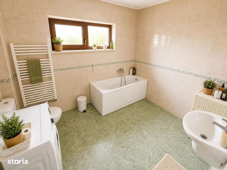 Casă cu 4 camere cu Teren 1000 Mp în Bucium