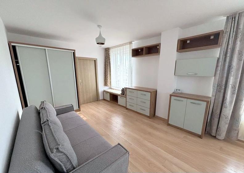 Apartament cu 2 camere semidecomandat, mobilat în Zorilor — fotografia 2