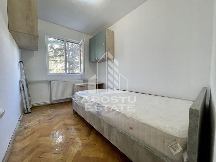 Apartament cu 3 camere nedecomandat, mobilat în Șagului
