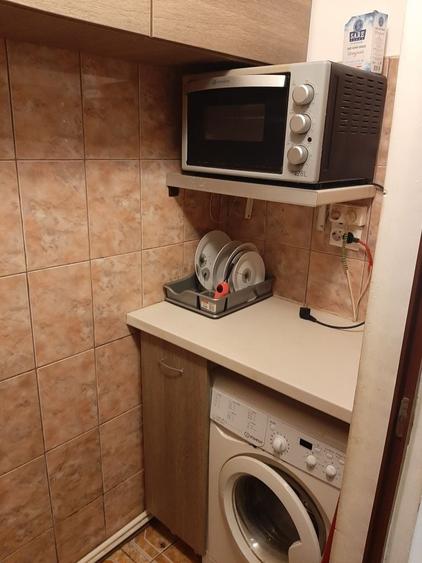 Garsonieră decomandată în Central