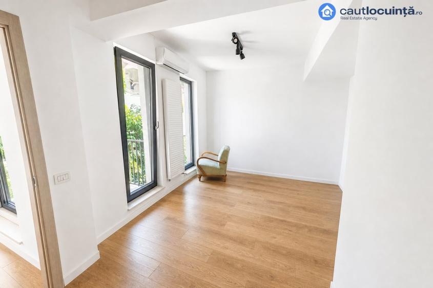 Casă individuală cu 5 camere cu Teren 161 Mp în Clucerului