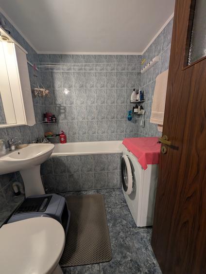 Apartament cu 2 camere decomandat în Drumul Taberei