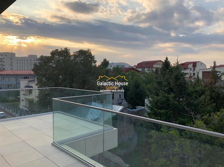 Apartament cu 3 camere decomandat în Dorobanți