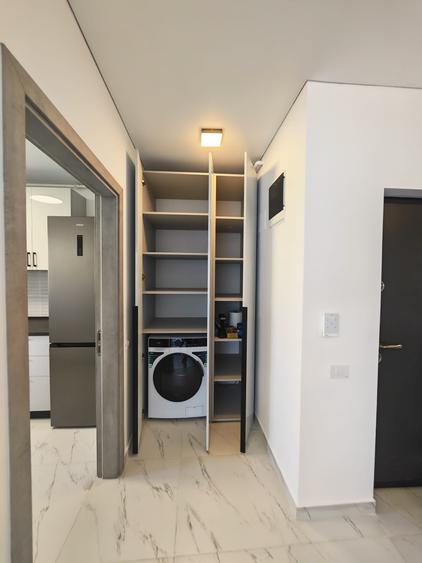 Apartament cu 2 camere decomandat în Apărătorii Patriei