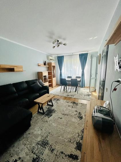 Apartament cu 2 camere semidecomandat în Ultracentral