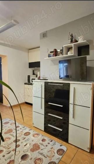 Apartament cu 3 camere decomandat în Nord