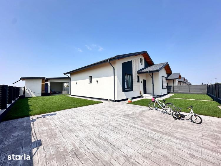 Casă cu 4 camere cu Teren 450 Mp în Central